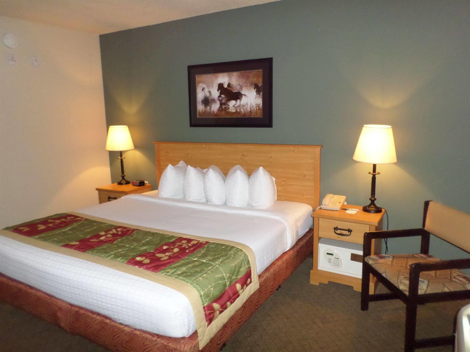 Americinn By Wyndham Pampa Event Center Kültér fotó